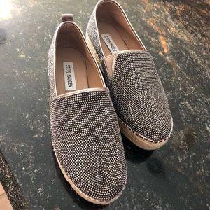 Oh so pretty Steve Madden Espadrilles.  Size 7.